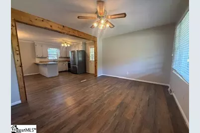 8 Henry Avenue, Honea Path, SC 29654 - Photo 2