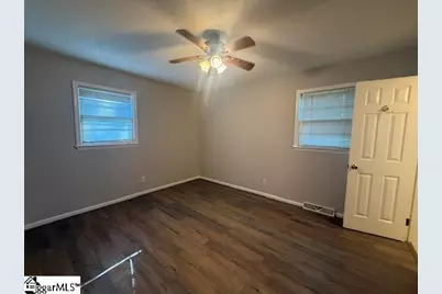 8 Henry Avenue, Honea Path, SC 29654 - Photo 12