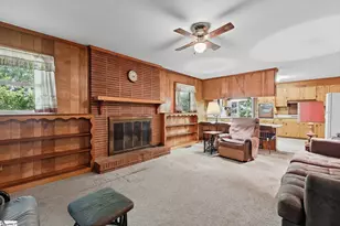 102 Lee St, Simpsonville, SC 29681 - Photo 8