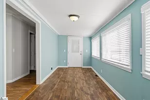 71 Lodgeview Ct, Gray Court, SC 29645 - Photo 10