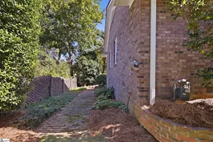 101 Jamestown Dr, Greenville, SC 29615 - Photo 30