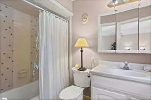 101 Jamestown Dr, Greenville, SC 29615 - Photo 20