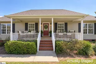 424 Bollweevil Way, Wellford, SC 29385 - Photo 2
