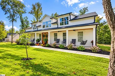 1011 Center Road, Taylors, SC 29687 - Photo 4