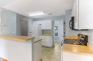 144 Hurst Ave, Anderson, SC 29625 - Photo 6