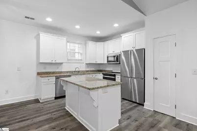 126 Colonial Walk, Pickens, SC 29671 - Photo 8