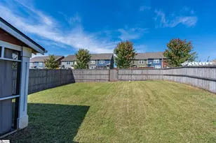18 Kelvyn St, Greer, SC 29651 - Photo 32