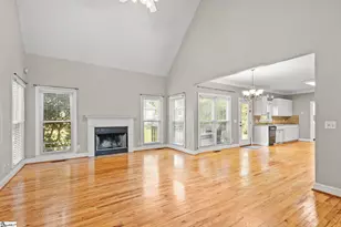 204 Brushy Meadow Dr, Greer, SC 29650 - Photo 4