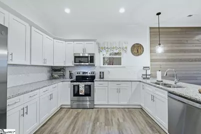 6 7th Street, Greenville, SC 29611 - Photo 12