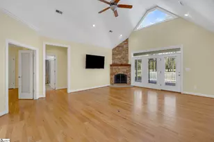 120 Ranch Ct, Greenwood, SC 29646 - Photo 10