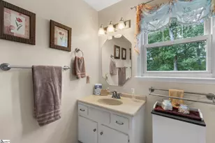 171 Venture Dr, Liberty, SC 29657 - Photo 16