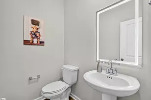 222 Paneer Ln, Taylors, SC 29687 - Photo 6