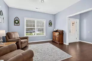 104 Valley Bluff Ln, Simpsonville, SC 29680 - Photo 8