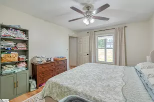 406 Creekside Dr, Boiling Springs, SC 29316 - Photo 16