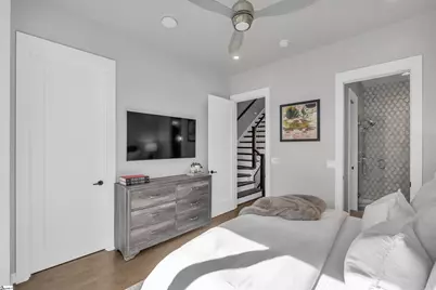 611 N Main Street Unit #9, Greenville, SC 29601 - Photo 16