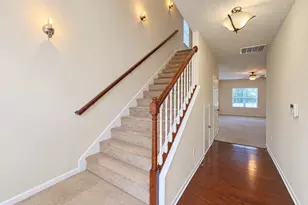 7 Rivers Edge Cir, Simpsonville, SC 29680 - Photo 2