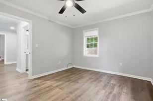 401 Fair St, Greenville, SC 29609 - Photo 16
