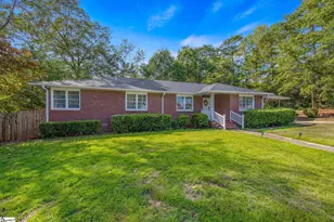 200 Pine St, Seneca, SC 29678 - Photo 2