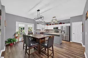 218 Cambria Ct, Mauldin, SC 29662 - Photo 4