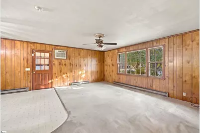 404 Forest Hills Drive, Williamston, SC 29697 - Photo 2