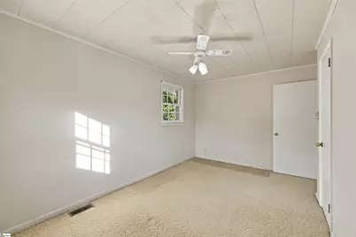 404 Forest Hills Drive, Williamston, SC 29697 - Photo 14