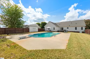 208 Legacy Farm Dr, Fountain Inn, SC 29644 - Photo 6