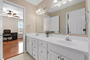 208 Legacy Farm Dr, Fountain Inn, SC 29644 - Photo 22