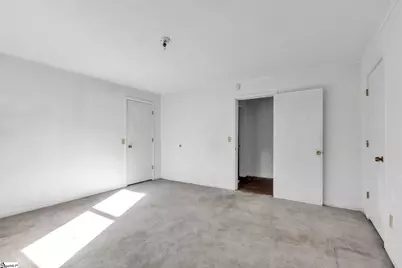 27 11th Street, Greenville, SC 29611 - Photo 14