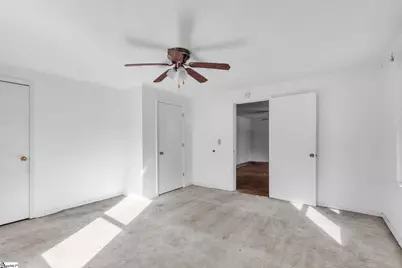 27 11th Street, Greenville, SC 29611 - Photo 10