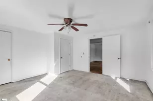27 11th St, Greenville, SC 29611 - Photo 10