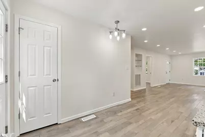 140 Simpson Avenue, Woodruff, SC 29388 - Photo 10