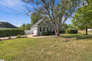 255 Wood River Way, Taylors, SC 29687 - Photo 4