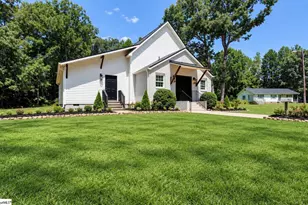 253 Long Branch St, Clinton, SC 29325 - Photo 2