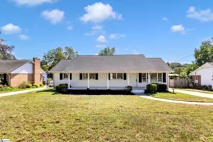 602 Avon Dr, Taylors, SC 29687 - Photo 1