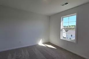 11 Halsey St, Central, SC 29630 - Photo 16