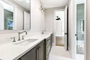 16 E Augusta Pl, Greenville, SC 29605 - Photo 32