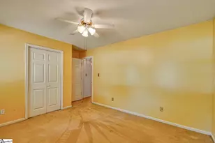 404 Cresthaven Dr, Boiling Springs, SC 29316 - Photo 28