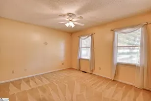 404 Cresthaven Dr, Boiling Springs, SC 29316 - Photo 26