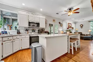 2 Moss Spring Ct, Simpsonville, SC 29680 - Photo 46