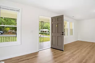 23 Spring St, Pelzer, SC 29669 - Photo 4