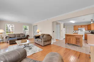 415 Scarlet Oak Dr, Fountain Inn, SC 29644 - Photo 6