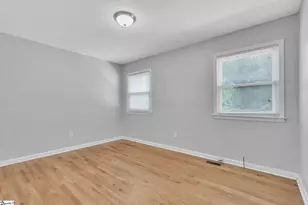 161 Home St, Spartanburg, SC 29306 - Photo 10