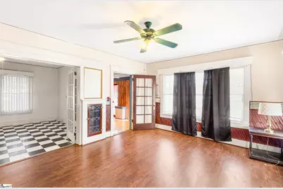919 N Limestone Street, Gaffney, SC 29340 - Photo 12