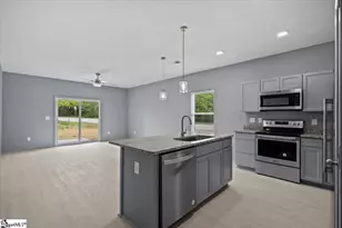 406 Fairfield Rd, Chesnee, SC 29323 - Photo 6