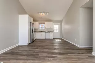 512 Crescentwood Ct, Taylors, SC 29687 - Photo 8