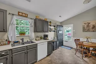 163 Old Petrie Rd, Spartanburg, SC 29302 - Photo 16