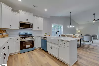 110 N 6th Street, Easley, SC 29640 - Photo 6