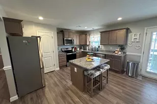 202 R C Thompson Rd, Chesnee, SC 29323 - Photo 8