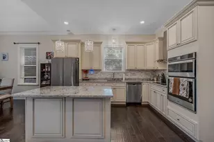 101 S Valley Ln, Greenville, SC 29611 - Photo 12