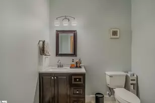 101 S Valley Ln, Greenville, SC 29611 - Photo 22